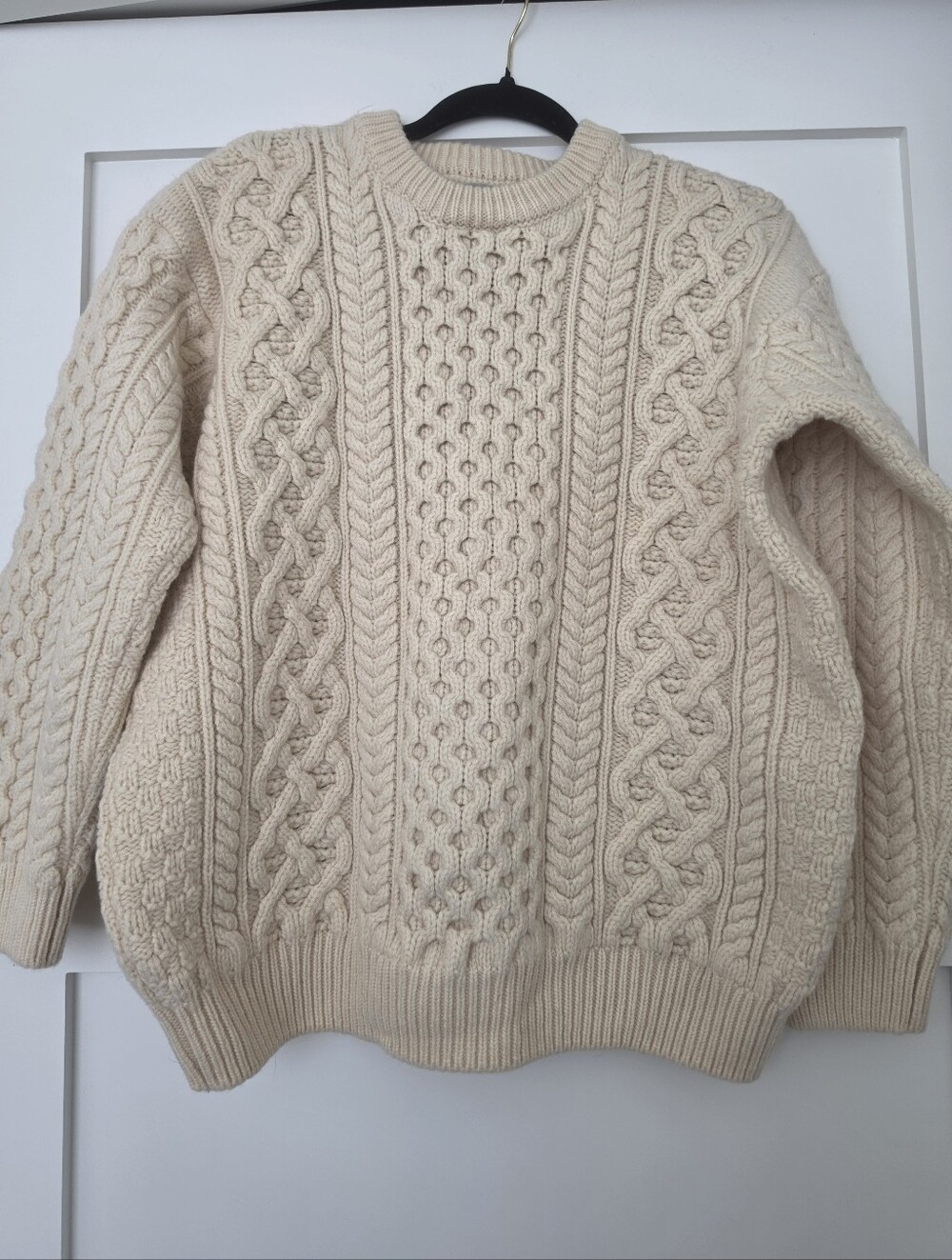 Aran Sweater Market 100% Wool Irish Sweate